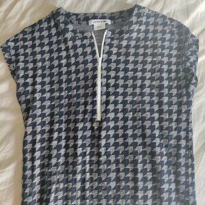 Lacoste Linen and Cotton Blue and White Hounds tooth Sheathe Casual Dress